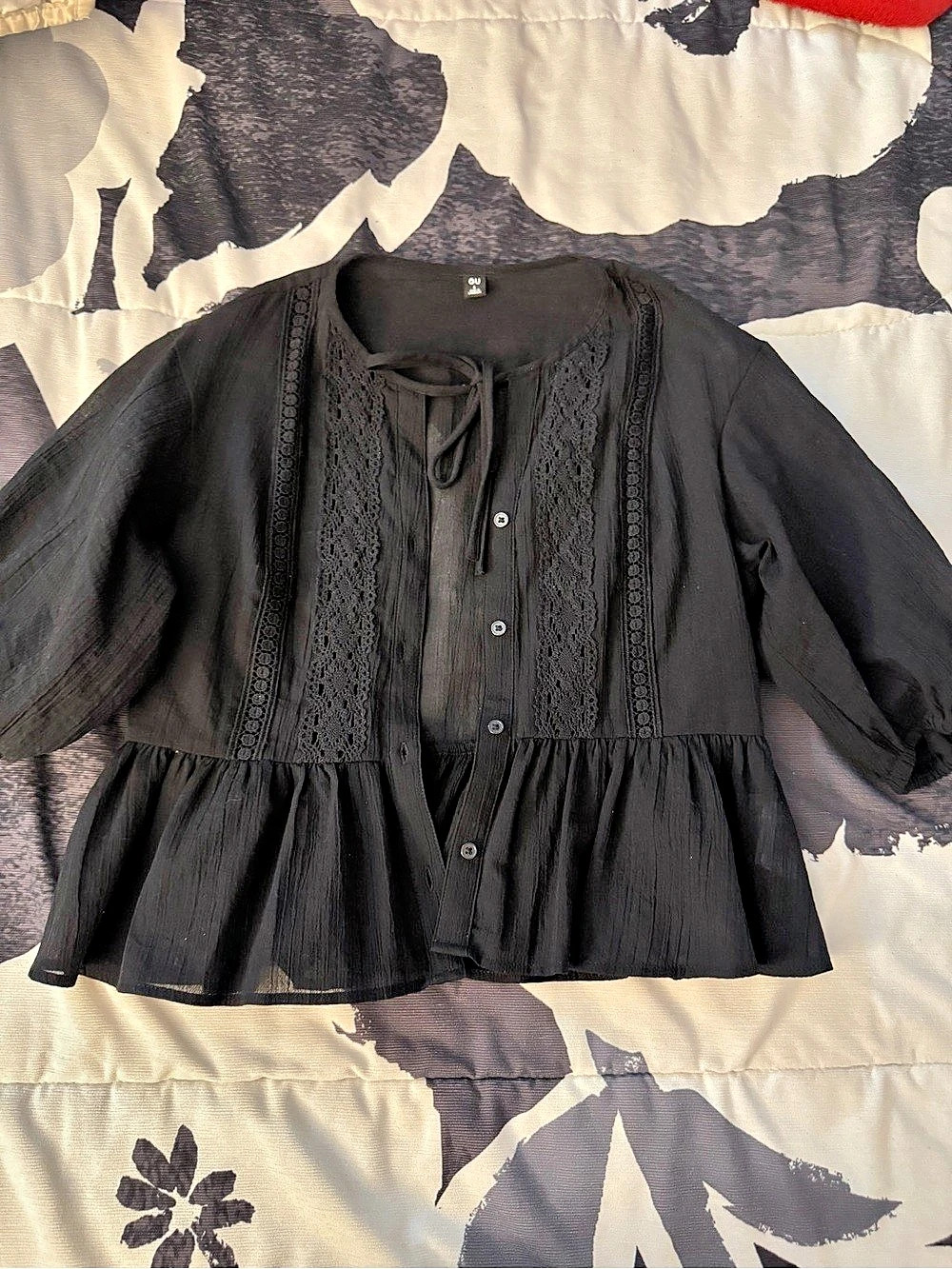 Uniqlo GU Black Peplum Blouse Size Small